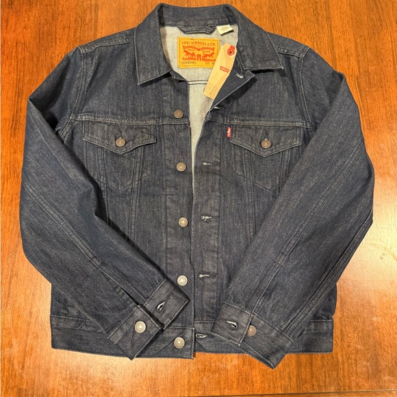 Levi's Dark Indigo Denim Jacket - Picture 2 of 6